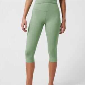 Athleta Ultra High Rise Elation Crop Leggings Size L Green *EUC